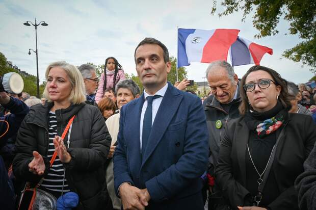 Филиппо обвинил ФРГ в «военном безумии» из-за ужесточения выезда для мужчин