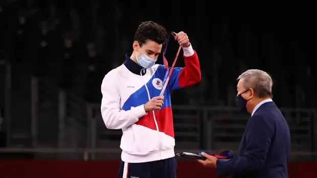 Тренер сборной России прокомментировал результат Артамонова на ОИ