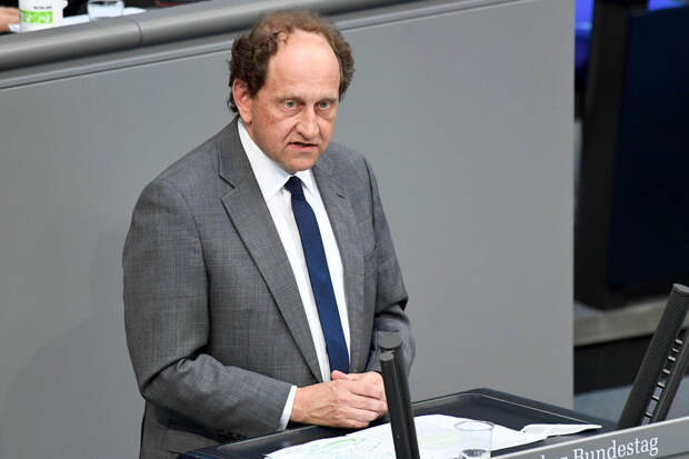 МИД: послу ФРГ заявлен протест из-за встречи депутата бундестага с Закаевым