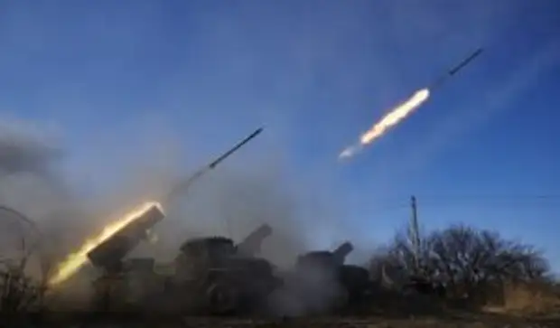 В Харьковской области ВСУ ведут артиллерийский огонь по жилым домам