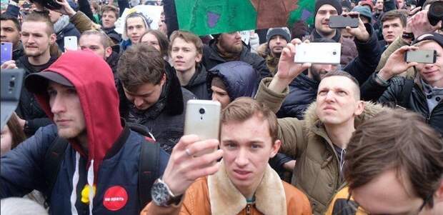 IPhone 11 как признак "обнищания" России?