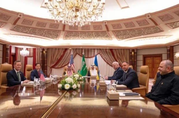 NYT: Киев на переговорах с США в марте выразил готовность уступить земли