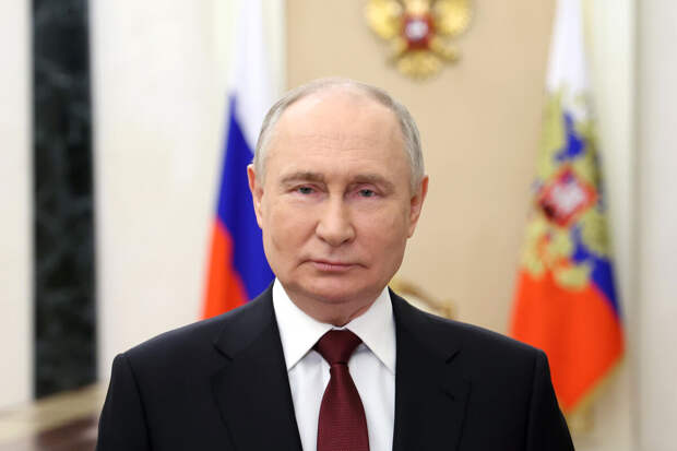 Путин в обращении к выпускникам назвал окончание школы особым моментом