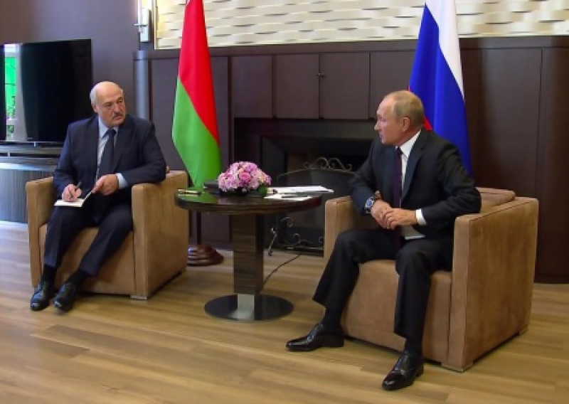 Официально: Россия признала Лукашенко законным президентом Беларуси