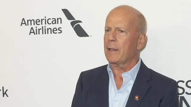 «Это такая удача, что я познала такую любовь!»: Эмма Хеминг поделилась личным признанием о Брюсе Уиллисе