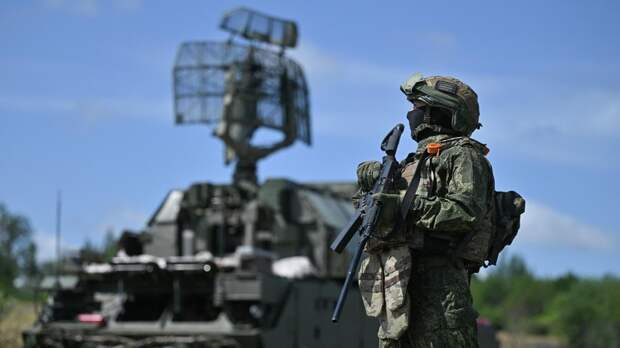 Силами ПВО уничтожен один БПЛА, летевший на Москву