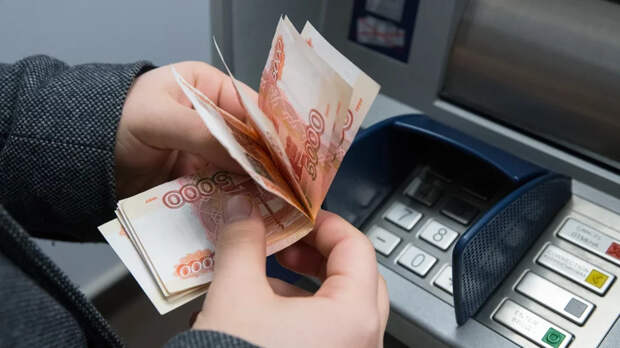 РИА Новости: в 15 регионах России зарплата превысила ₽100 тыс.