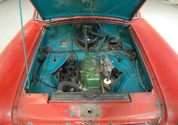 Старинная пожарная машина на аукционе (15 фото) Старинная пожарная машина на аукционе (15 фото)