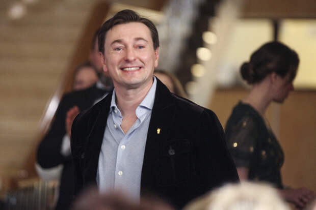 Безруков, Писарев и Певцов претендуют на пост ректора Школы-студии МХАТ