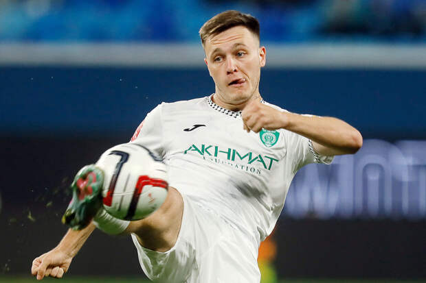"Спартак" хочет приобрести игрока "Ахмата" Самородова