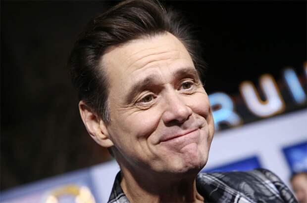 64-летний Джим Керри рассекретил свой роман с известной художницей