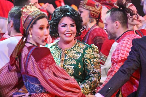 С театра Кадышевой потребовали миллионы рублей через суд