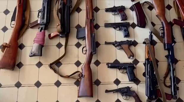В Крыму и еще 32 регионах ФСБ пресекла деятельность подпольных «оружейников»