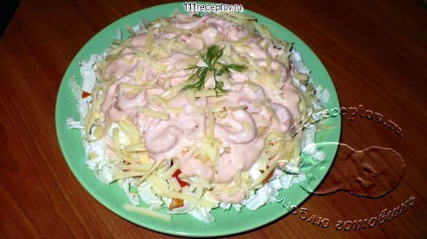 Салат с креветками розовый