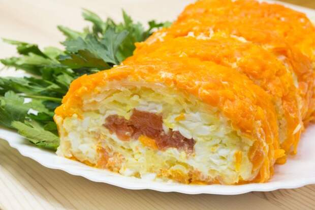 Такой вкуснятины вы еще ее пробовали. Салат-закуска "Царский Рулет"