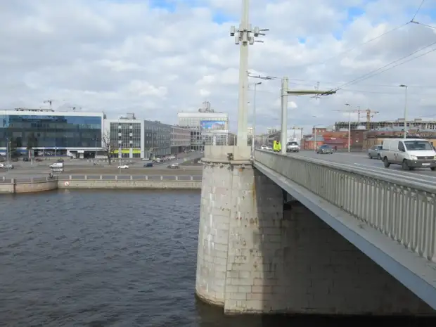 Санкт-Петербург. Нелёгкая весна 2022 года