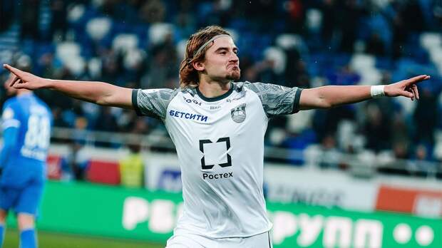 Петров — об отсутствии Талалаева на бровке: «Его подсказ и подбадривает, и держит в тонусе»