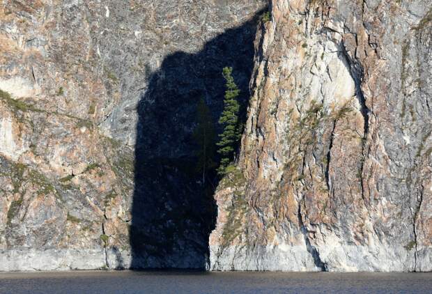 Ученые раскрыли, как появились Двенадцать апостолов