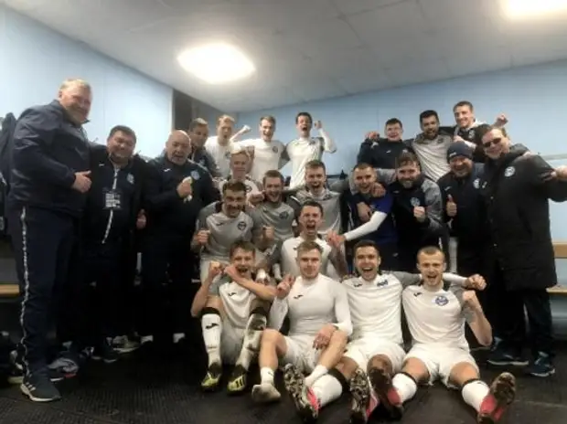 Челябинские футболисты выиграли у барнаульцев со счетом 1:0