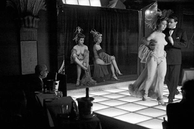 «Ночной Париж» 1956 года на снимках Франка Хорвата