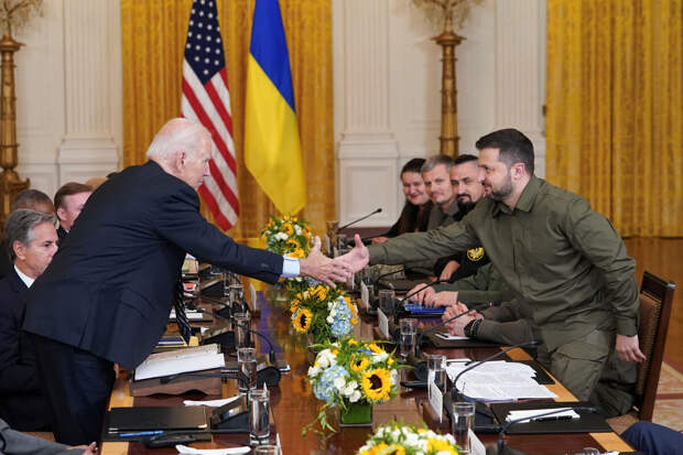 FT: США и Украина могут заключить соглашение о безопасности на саммите G7