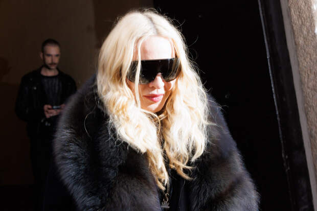 Мадонна в розовом корсете пришла на вечеринку с 29‑летним футболистом