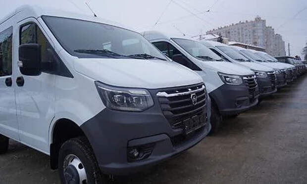 Подмосковье передало 40 автомобилей добровольцам бригады "БАРС-Брянск"