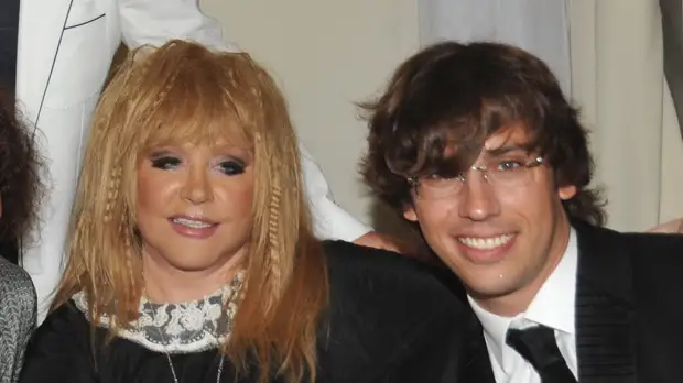 Вынуждены остаться в Израиле: почему Максим Галкин и Алла Пугачева покинули пределы страны