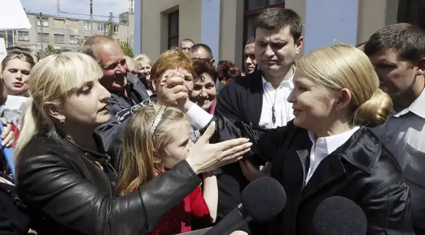 «Томос-тур», обещания дешёвого газа и «технические» кандидаты: как продвигается предвыборная гонка на Украине