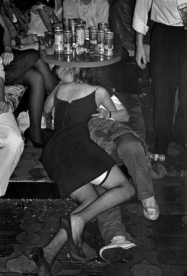 Знакомство в ночном клубе: а может, это любовь? восьмидесятые, история, молодежные субкультуры, неформалы, портрет эпохи, фото, фотоальбом, фотограф