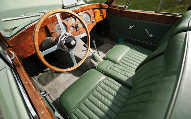 Jaguar xk 120 roadster