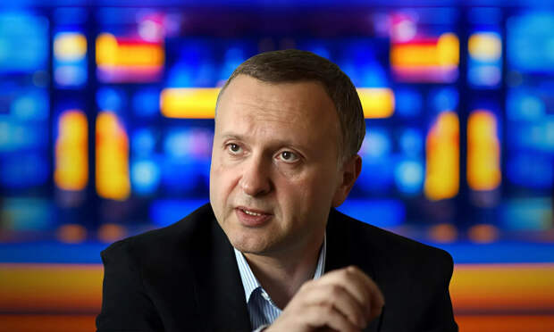 Эдуард Долинский: Улица и мемориальная доска в честь офицера СС — «память о герое»