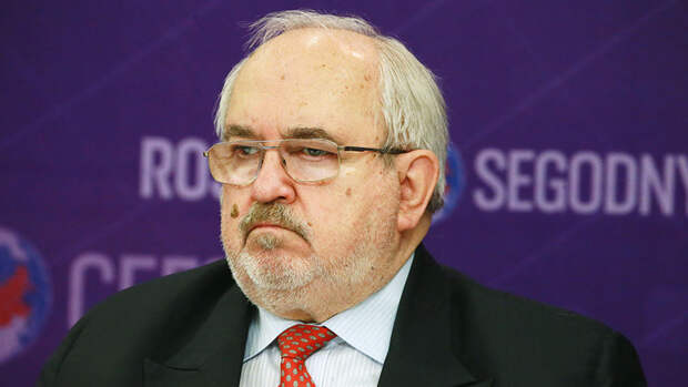 Ушел из жизни бывший посол России в Кувейте, Турции и Израиле Петр Стегний