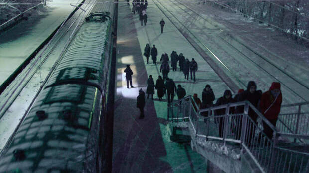 Возбуждено дело против проводницы, высадившей подростка в 40-градусный мороз