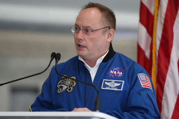 Загадочная болезнь лишила астронавта способности говорить