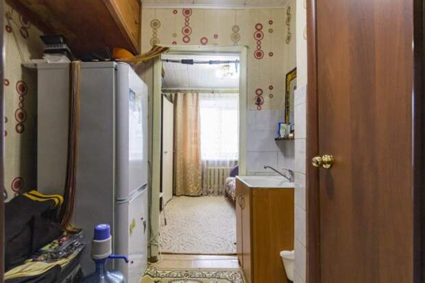 Душ в комнате и кухня на двух «квадратах»: как выглядят самые маленькие квартиры в Екатеринбурге