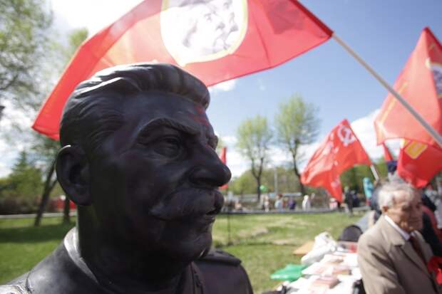 Сталин появился 9 мая в Новосибирске