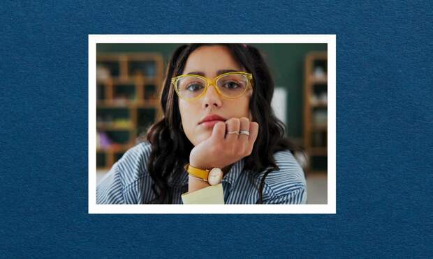 Мать два года отравляла жизнь дочери-подростка анонимными сообщениями с угрозами: почему она это делала