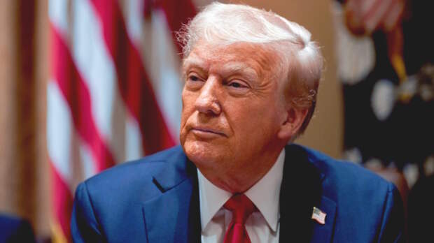 Трамп заявил, что ему проще иметь дело с Путиным, чем с Зеленским