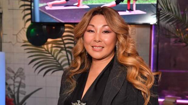 Анита Цой призналась, как ее удивил муж: «Я упала в обморок!»