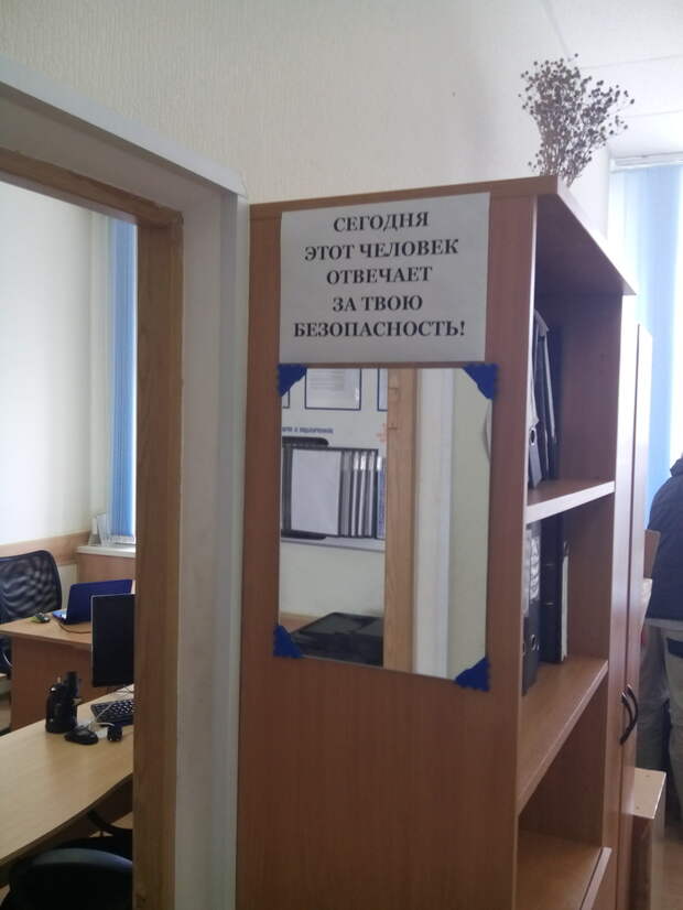 Никто, кроме нас Никто, кроме нас