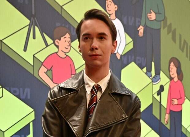 Актер Денис Власенко рассказал о тех, кто его «продвигает»