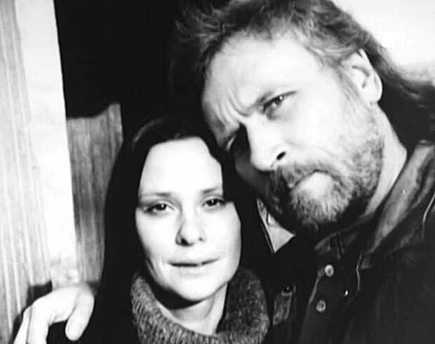 Борис Невзоров и Анастасия Иванова. / Фото: www.kino-teatr.ru