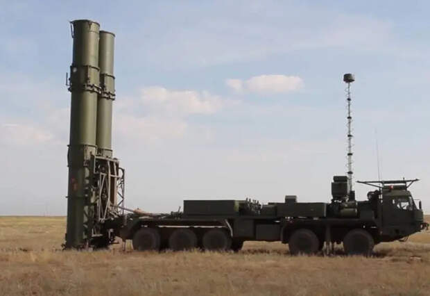 Шойгу анонсировал начало поставок в войска ЗРС нового поколения С-500 «Прометей» сразу в двух версиях