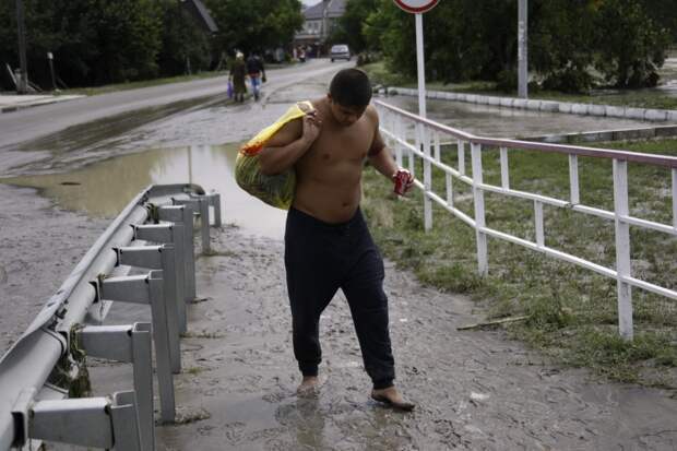 286715 russia flash floods Наводнение на Кубани
