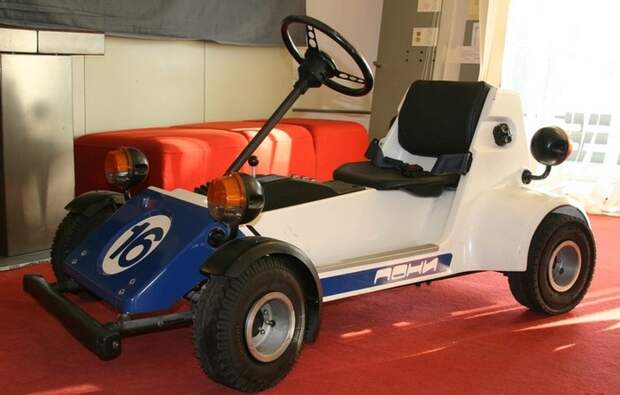 В СССР электрокары даже для детей пытались выпускать. /Фото: drive2.ru В СССР электрокары даже для детей пытались выпускать. /Фото: drive2.ru