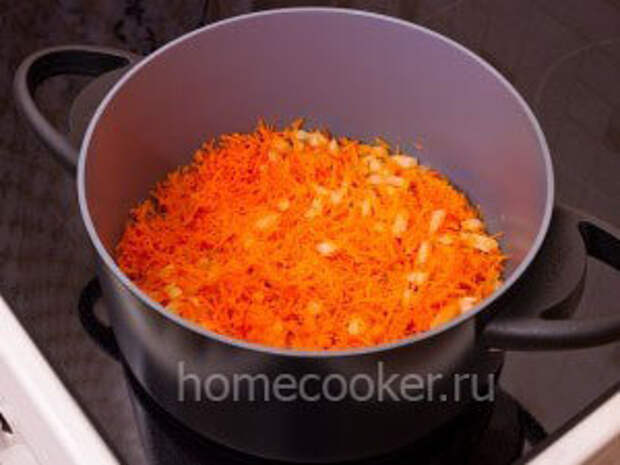 Фаршированные перцы Morkov i luk 300x225 Фаршированные перцы