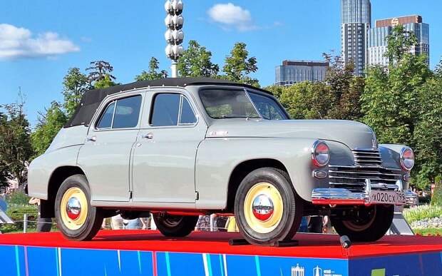 Для чего в СССР выпускали машины с мягкой крышей?