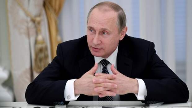 Financial Times: В экономике Путин на удивление хорошо «сыграл в обороне»