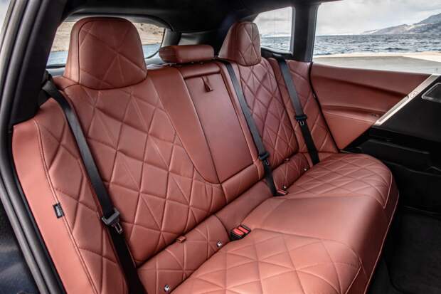 Первый bmw iX